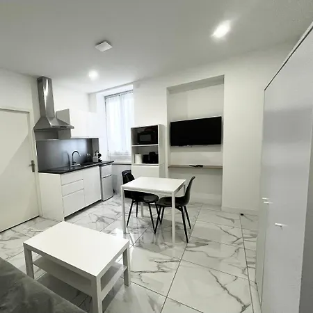 T2 Moderne A 10 Min Du Centre-ville De Apartment